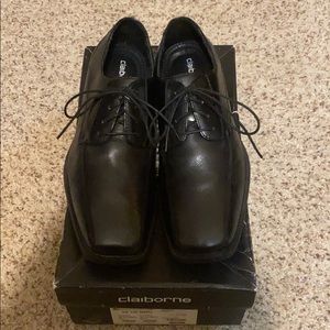 Claiborne dress shoes